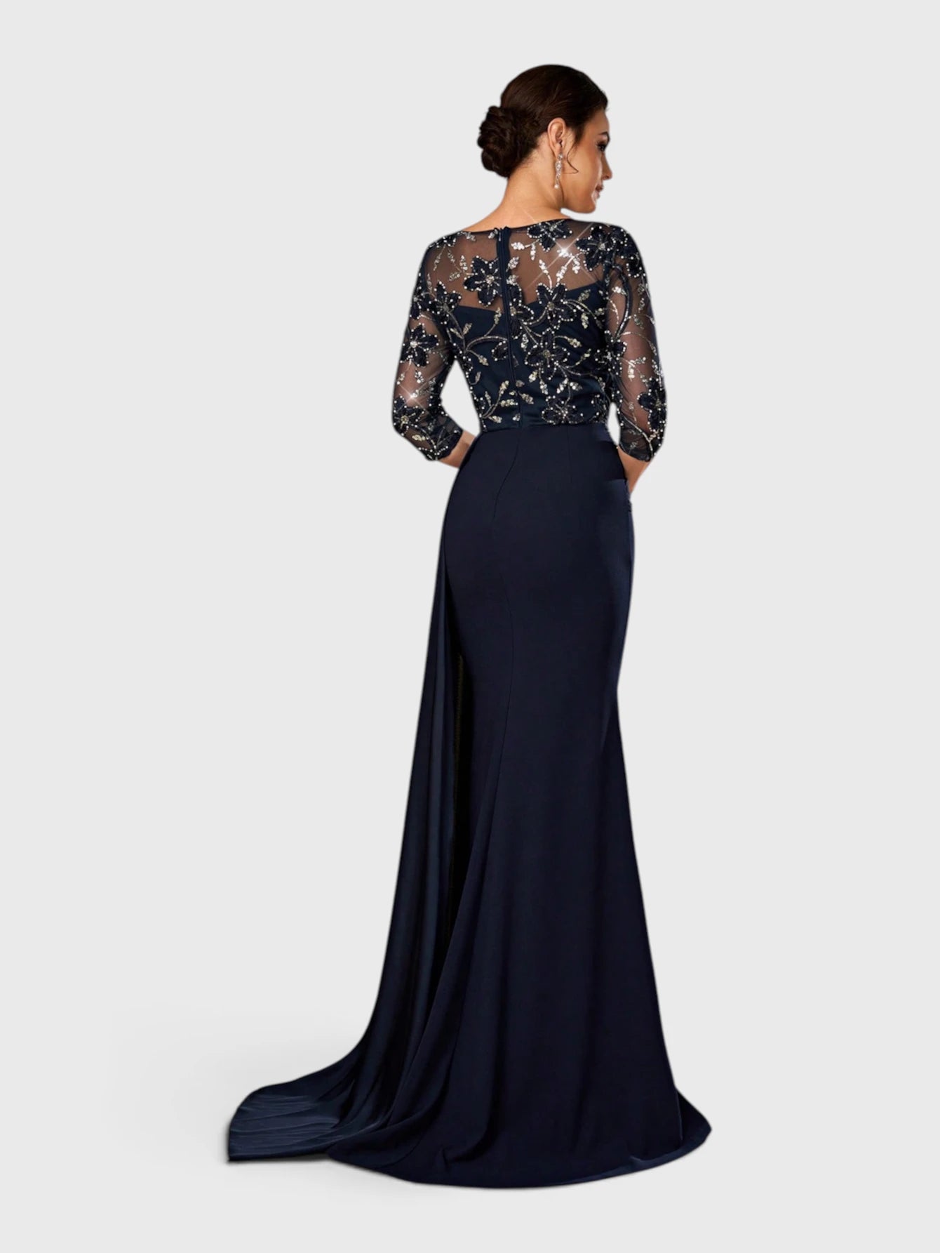 Vestido de Festa Longo Bordado Manga 34 com Cauda Lateral Laurence