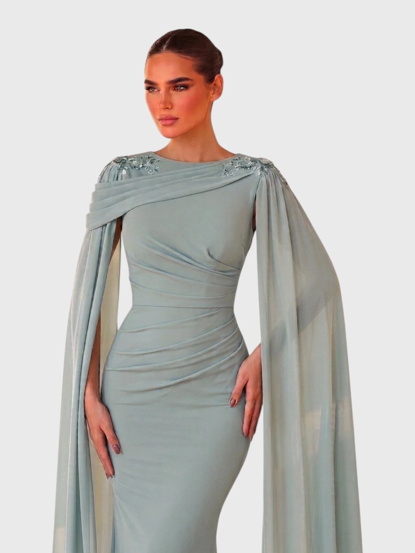 Vestido de Festa Longo Bordado com Capa Dupla Longa Marbella