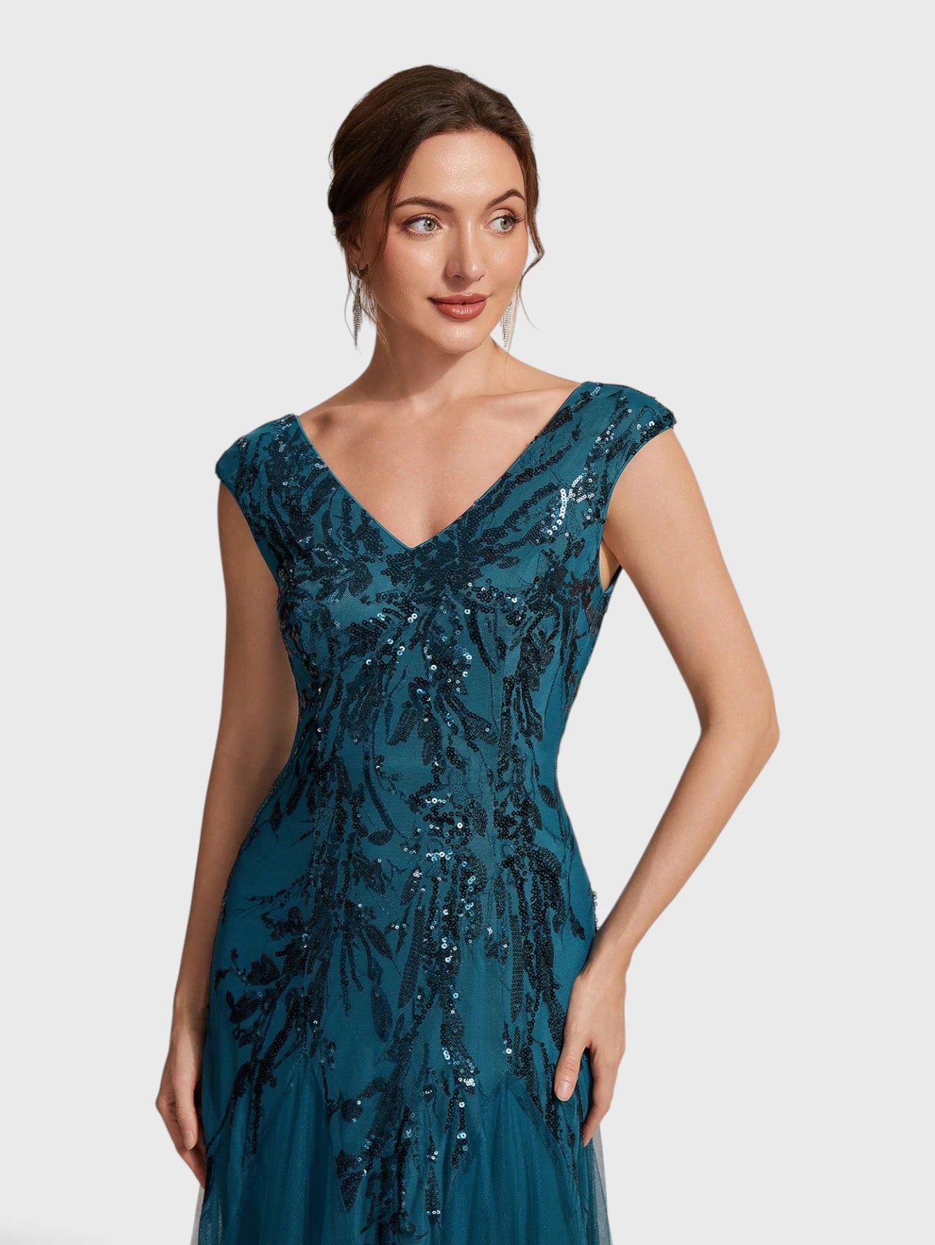 Vestido de Festa Longo Plus Size Bordado em Paetê Alpha