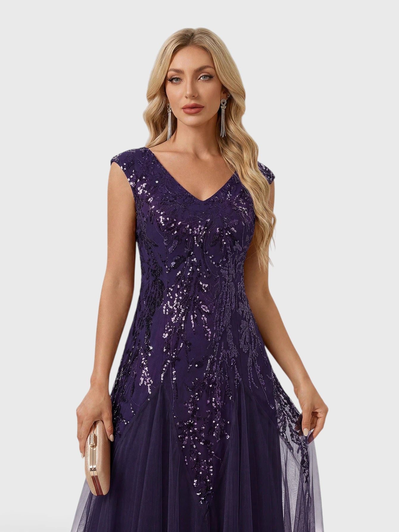 Vestido de Festa Longo Plus Size Bordado em Paetê Alpha