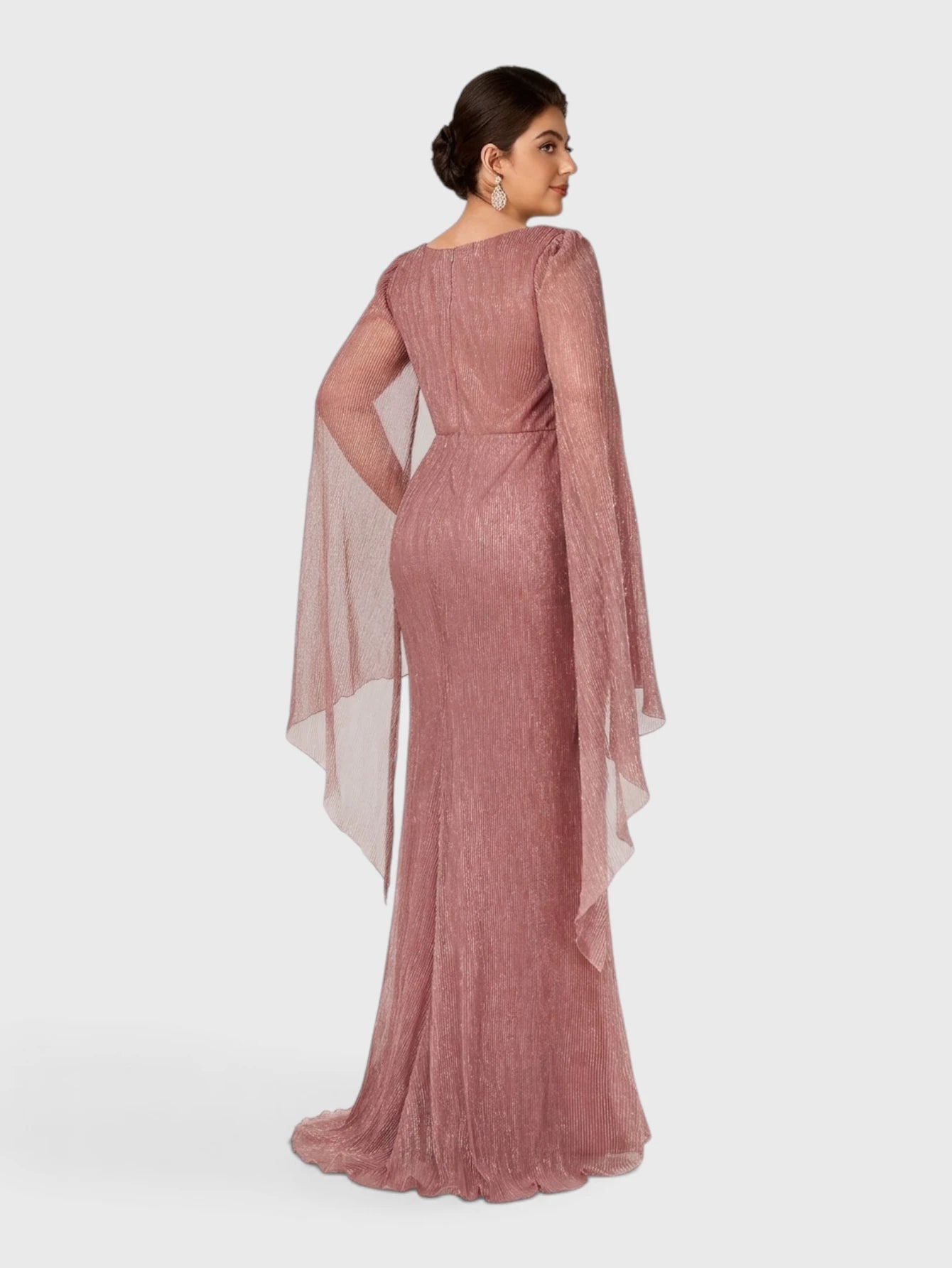 Vestido de Festa Longo Plus Size com Capa e Apliques Fanny
