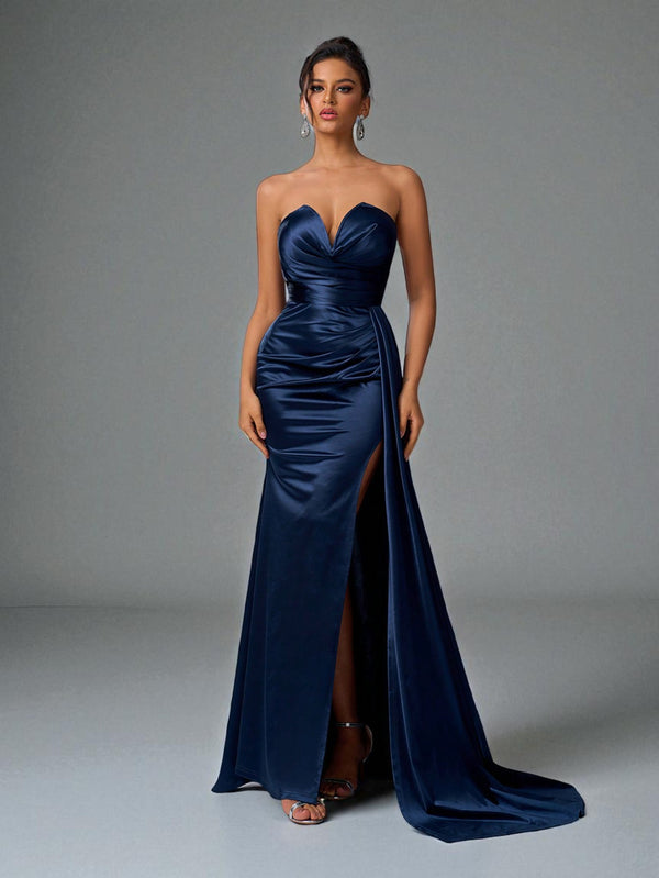 Vestido de Festa Azul Marinho Vestido de Festa Longo Tomara que Caia Cauda Extreme