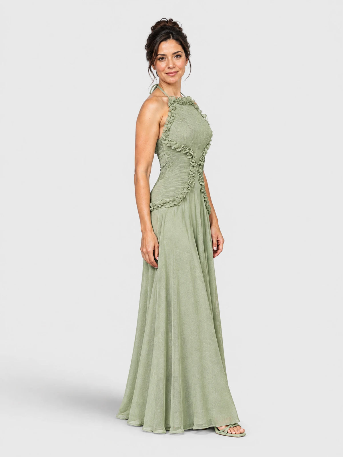 Vestido de festa longo Tabata com babados na cor verde menta, vista lateral.