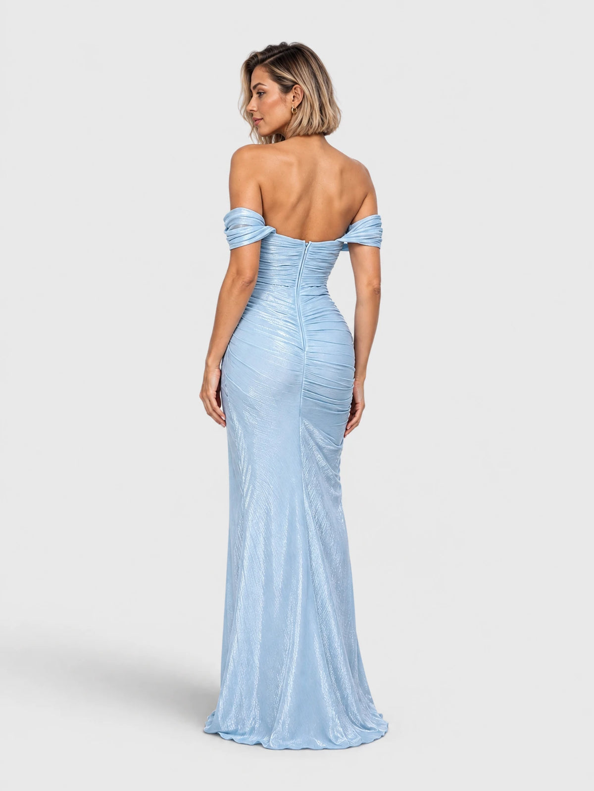 Vestido de festa longo plissado Itália azul serenity, vista das costas.
