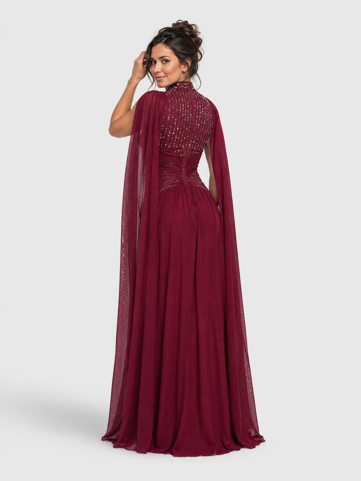 Vestido de festa longo Tulum com capa dupla, na cor marsala, vista traseira