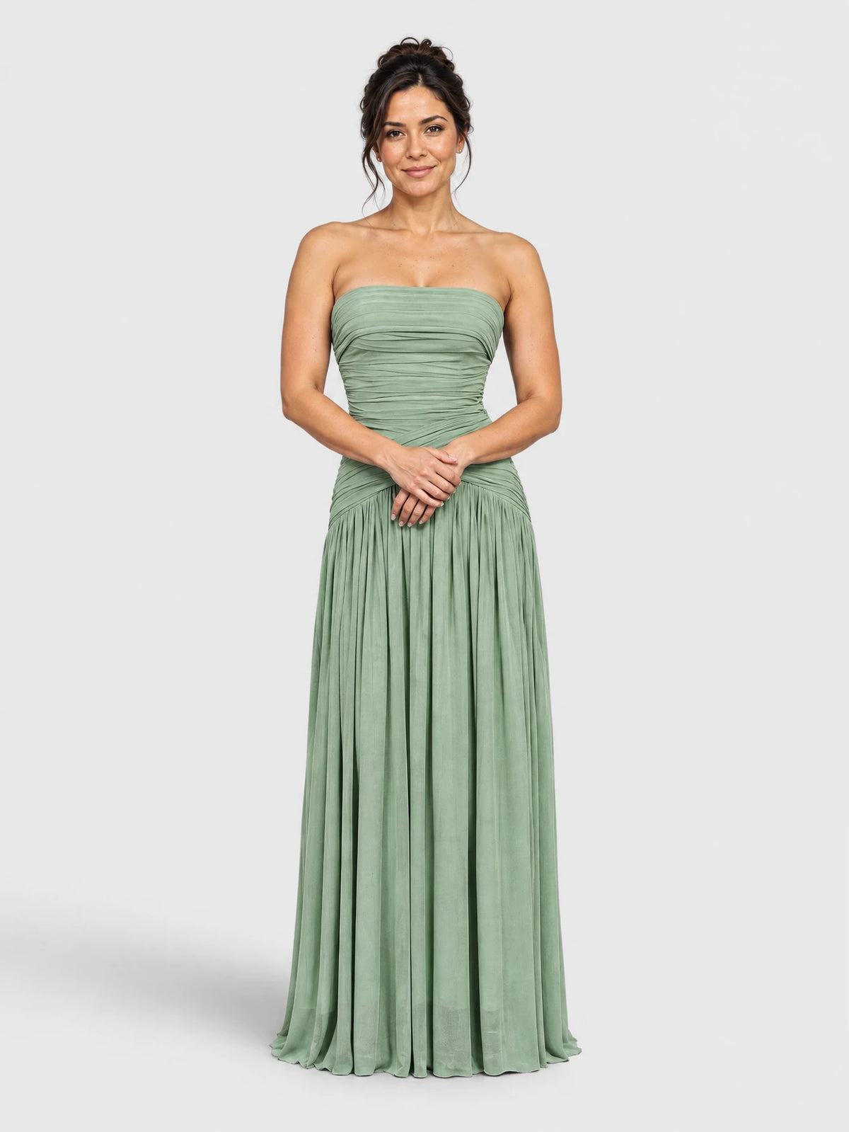 Vestido de festa longo tomara que caia Fanny verde menta, vista frontal.