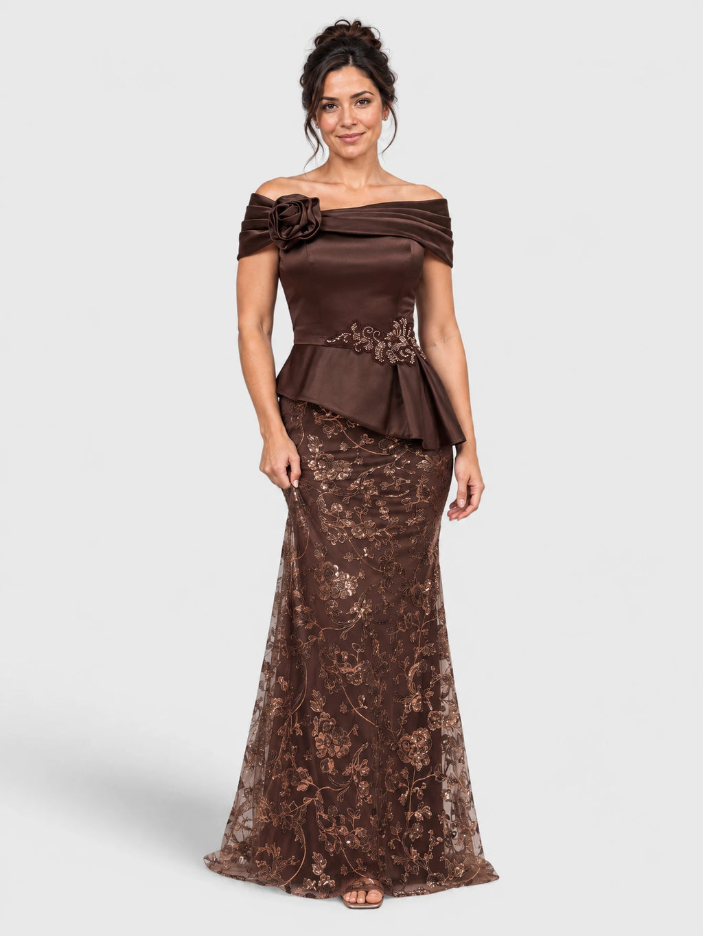 Vestido de Festa Marrom Vestido de Festa Ombro a Ombro Bordado Flowers Formal