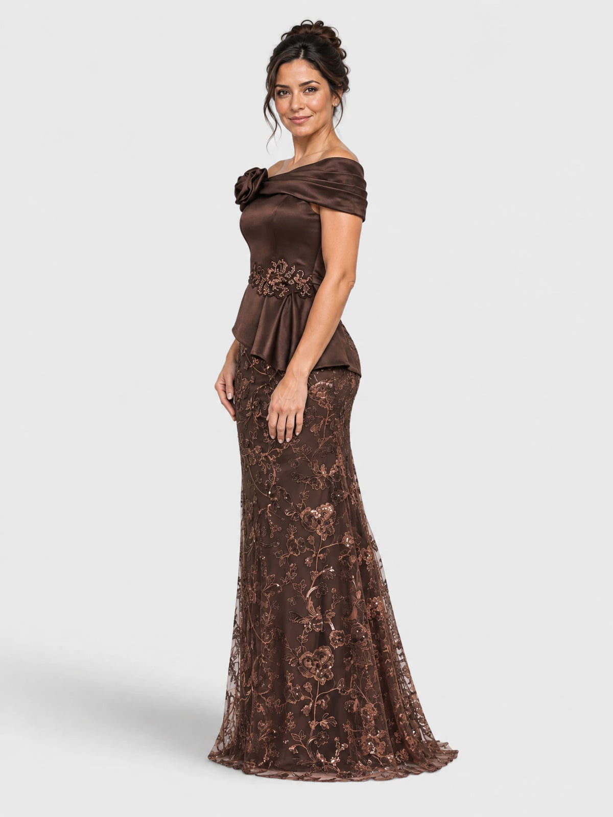 Vestido de Festa Marrom Vestido de Festa Ombro a Ombro Bordado Flowers Formal
