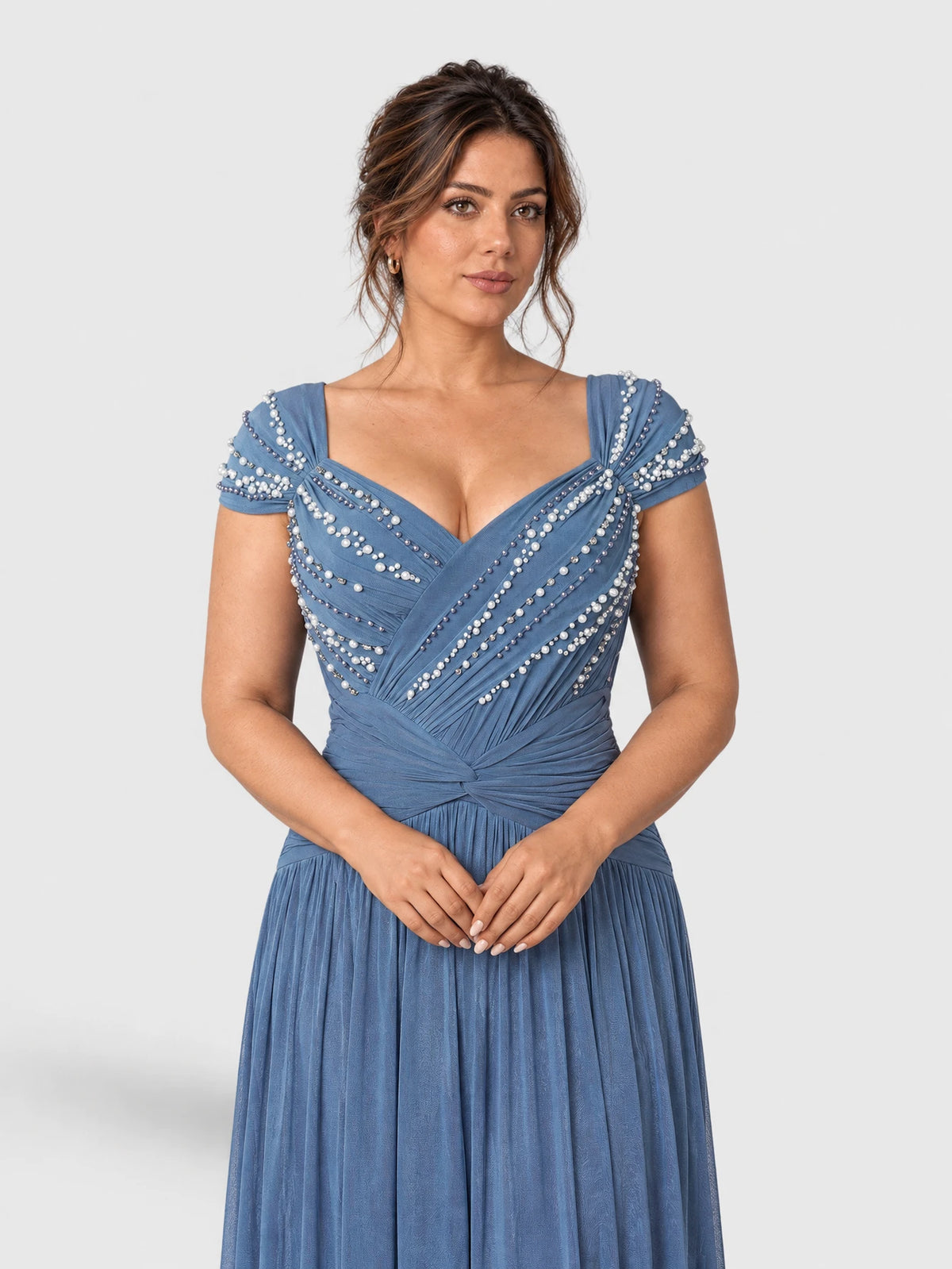 Vestido de Festa Azul Empoeirado Vestido de Festa Plus Size Bordado Plissado Vitória