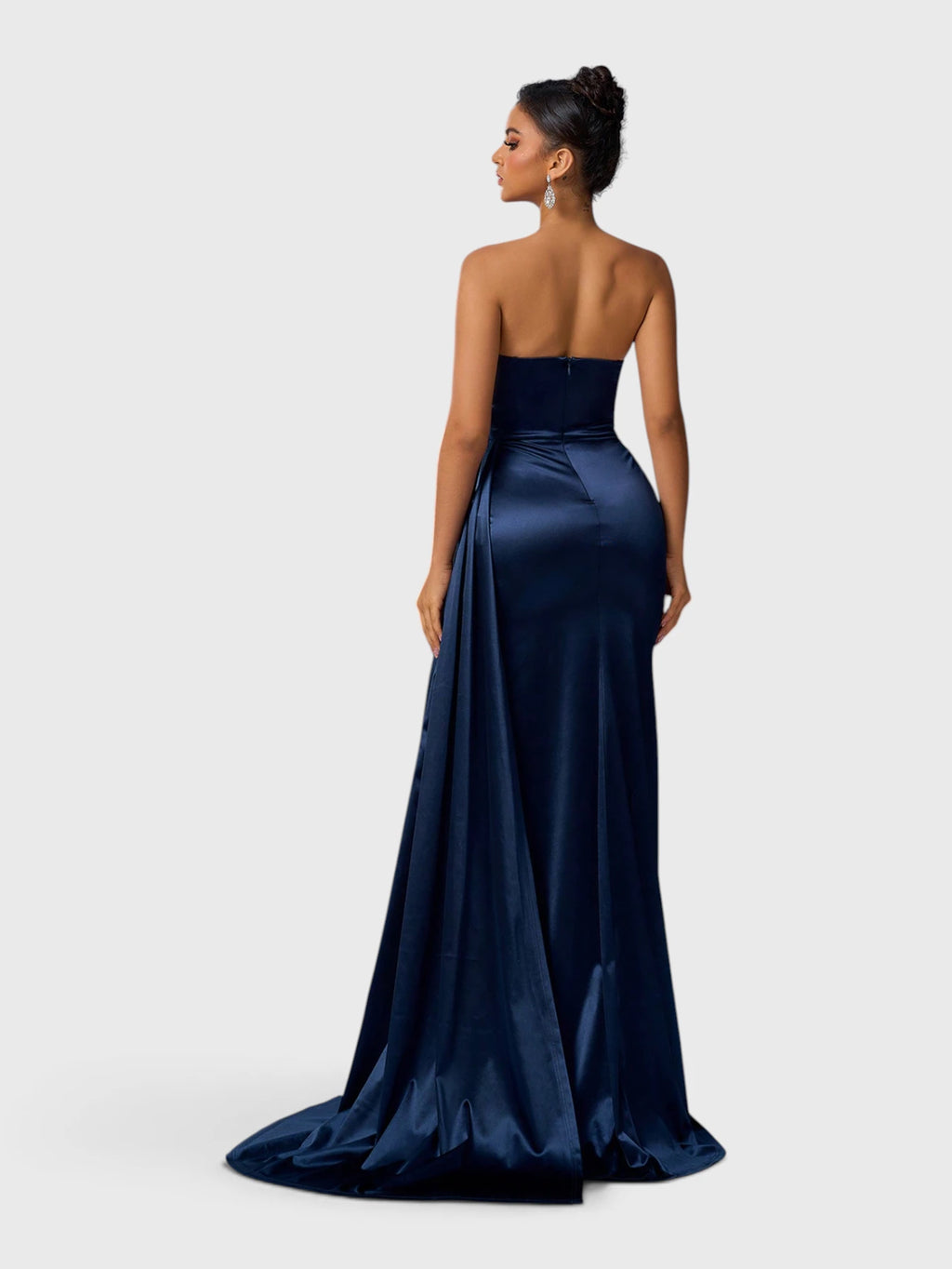 Vestido de Festa Longo Tomara que Caia Cauda Extreme